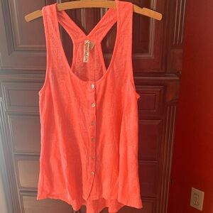 Eyeshadow Coral Tank Top